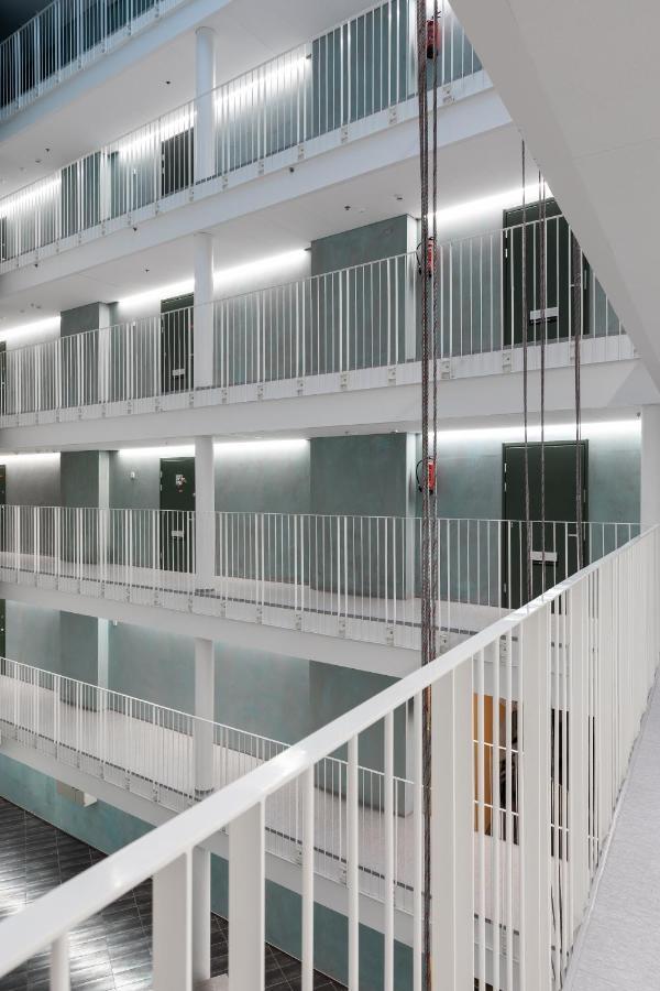 Sleepwell Apartments Malaga With Private Sauna And Parking ヘルシンキ エクステリア 写真